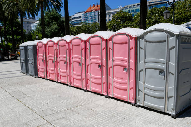 Best Portable Shower Rental  in River Oaks, TX
